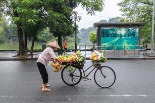 重庆街头执勤女特警火出圈